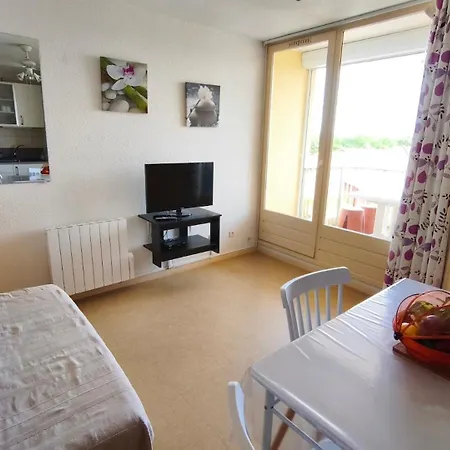 Pierre La - Les Senillades - T2 Proche De La Grande Saint-Pierre-la-Mer (Aude)